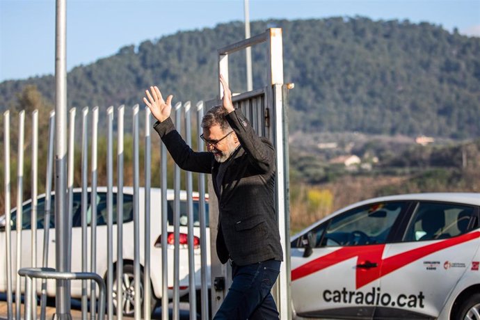 El líder de mnium, Jordi Cuixart, llega a su empresa en su primer día de permiso para trabajar (ARCHIVO)