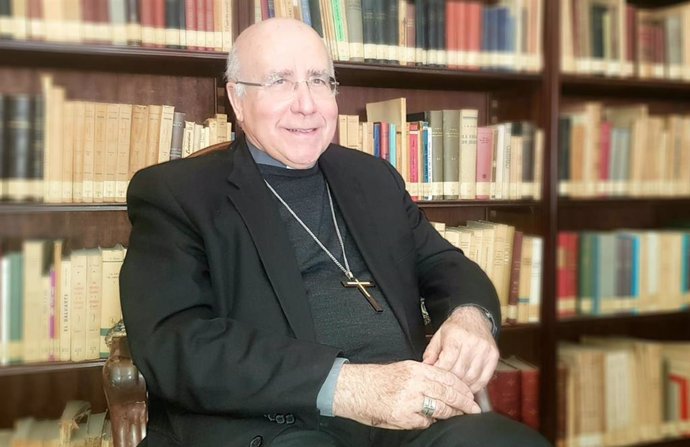 El obispo de Huelva, José Vilaplana.