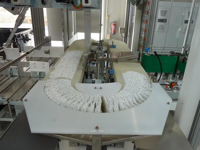 La factoría segoviana incrementa su producción de pañalaes.
