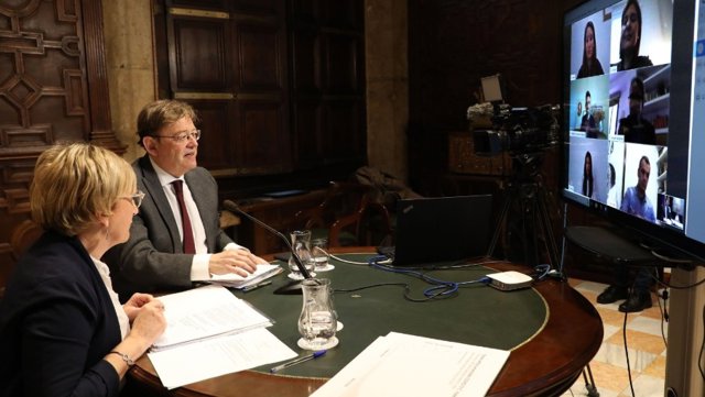 El president de la Generalitat, Ximo puig, y la consellera de Sanidad, Ana Barceló, se reúnen telemáticamente con los portavoces e los grupos de Les Corts
