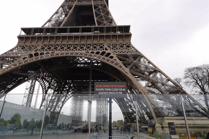 Torre Eiffel cerrada por el coronavirus