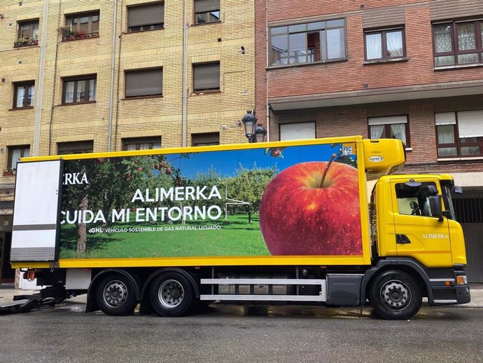 Camión de suministro de Alimerka.