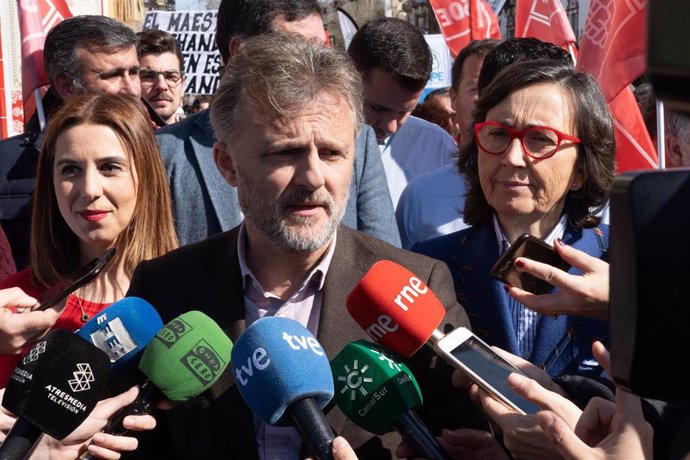 El portavoz del PSOE en el Parlamento de Andalucía, José Fiscal, en una imagen de archivo