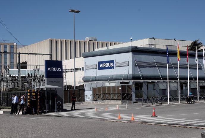 Entrada a la sede de la empresa Airbus en Getafe, en Madrid (España) a 21 de febrero de 2020.