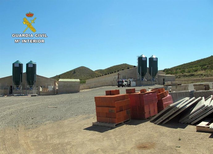 Sucesos.- Guardia Civil denuncia a una empresa de Lorca por cometer más de 100 i