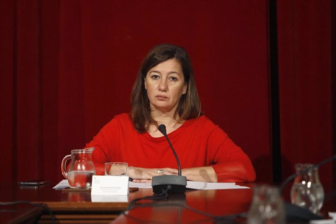La presidenta del Govern balear, Francina Armengol, durante su reunión con los agentes sociales y económicos de Baleares ante la crisis del COVID-19, en Palma de Mallorca (Islas Baleares), a 16 de marzo de 2020.