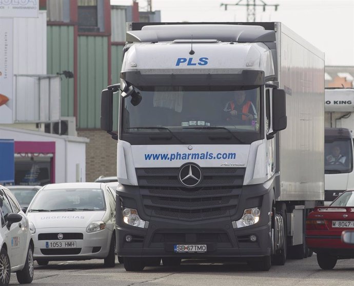 Transporte, transportes, transportistas, transportista, PLS, camioneros, camión, camiones, vehículo, Vehículos, conductor, conductores, polígonos industriales, polígono industrial