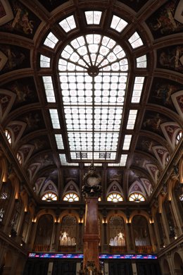Interior de l'edifici de la Borsa de Madrid.