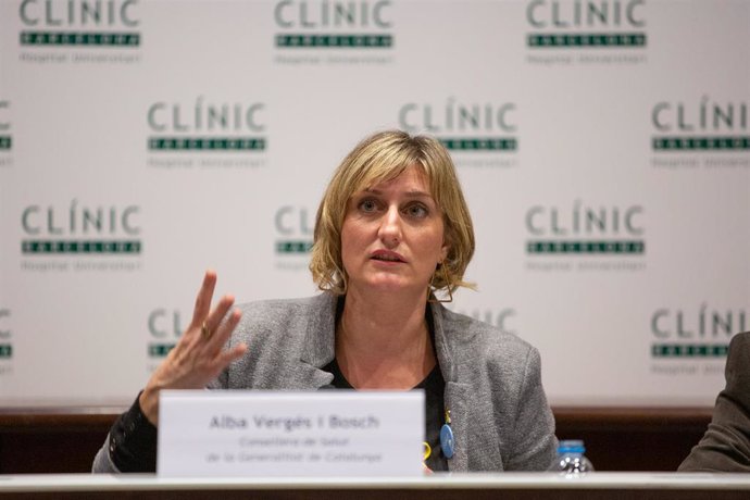 La consellera de Sanitat de Catalunya, Alba Vergés, durant la seva compareixena per abordar l'evolució del coronavirus, a l'Hospital Clínic de Barcelona/Catalunya (Espanya), a 12 de febrer de 2020.