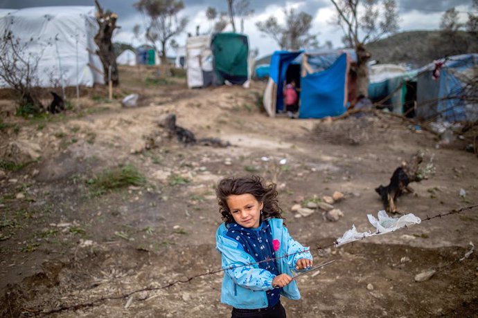 Coronavirus.- Grecia prohíbe las visitas a los campos de refugiados de las islas