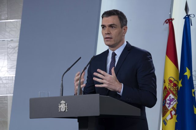 Pedro Sánchez da una rueda de prensa en La Moncloa para anunciar las medidas económicas