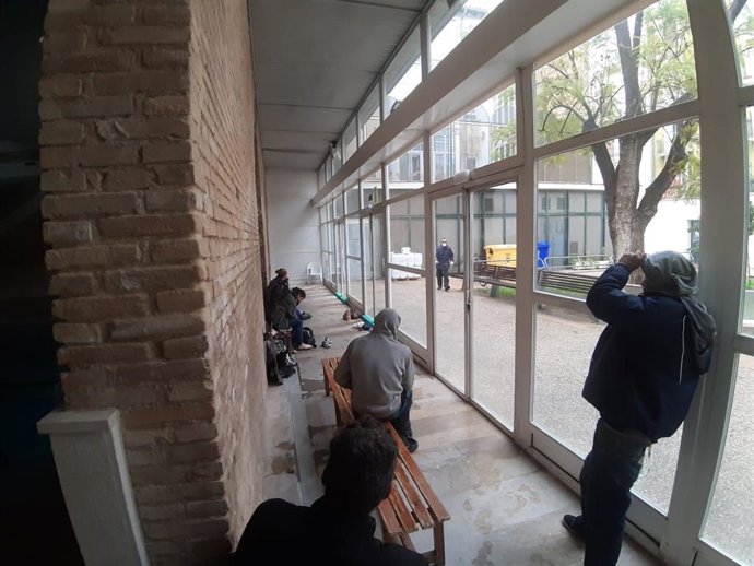 Ayuda a las personas sin hogar durante la cuarentena