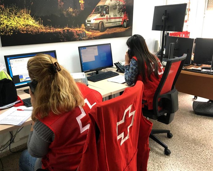 Cruz Roja realiza llamadas para difundir medidas de prevención frente al coronavirus.
