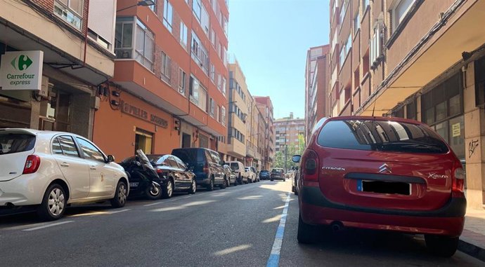 Zona ORA en la calle Cistérniga.