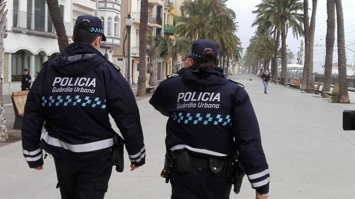 Agentes de la Guardia Urbana de Badalona