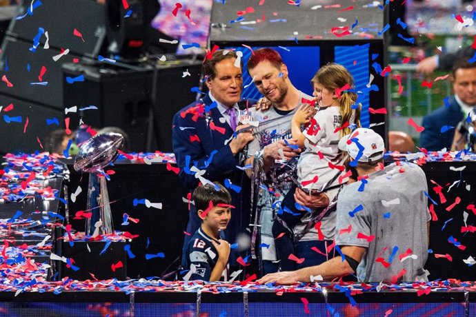 Tom Brady celebra junto a su hija la conquista de su sexta Super Bowl en 2019