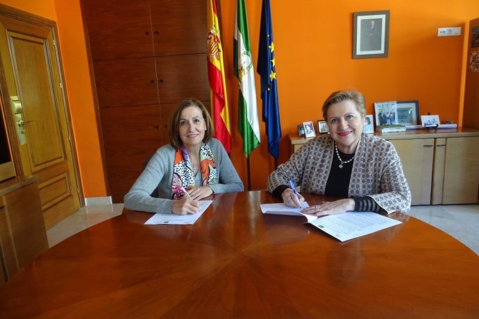 Granada.- La EASP y la Asociación Intergeneracional OFECUM firman un acuerdo de colaboración