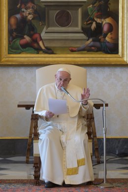 Coronavirus.- El Papa pide invocar a San José "en estos momentos difíciles"