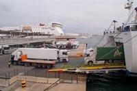 Los transportistas que viajen en barco a Baleares irán en una cabina individual desinfectada