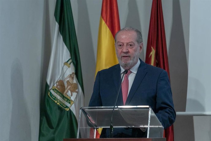 El presidente de la Diputación de Sevilla, Fernando Rodríguez Villalobos