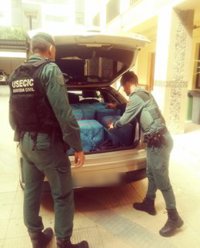 La Guardia Civil intercepta un vehículo con 750 kilos de hachís en Gualchos-Castell de Ferro