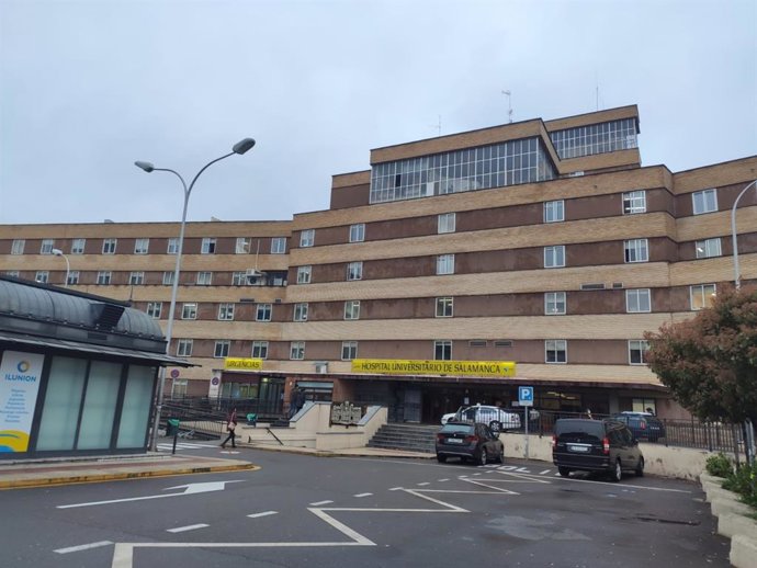El Hospital Clínico Universitario de Salamanca esta semana.