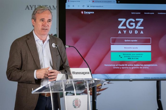 El alclade en la  presentación de la app '#zgzayuda"