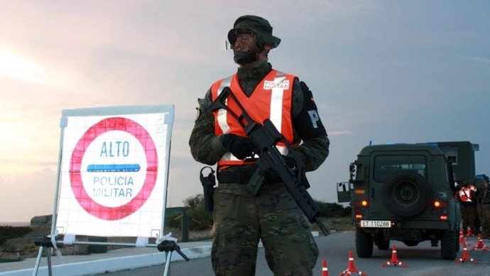 Efectivos militares en Ceuta ante el coronavirus