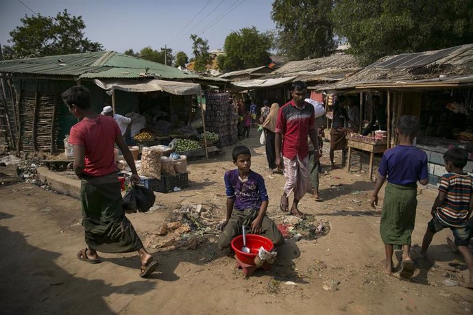 Campamento de refugiados rohingyas en Bangladesh