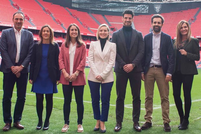 El Congreso de Liderazgo de la Mujer en el fútbol se aplaza en Bilbao hasta mediados de octubre