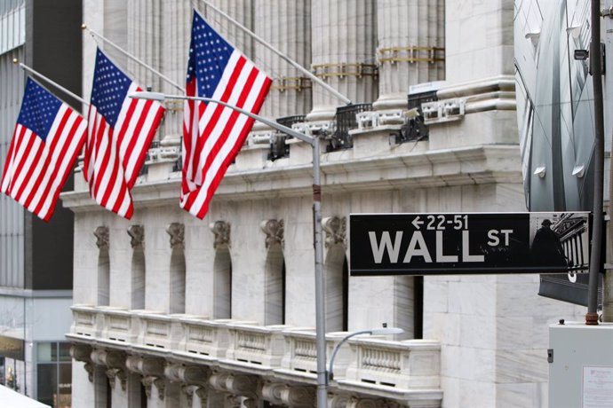 EEUU.- Wall Street vuelve a suspender su actividad 15 minutos al caer el S&P 500