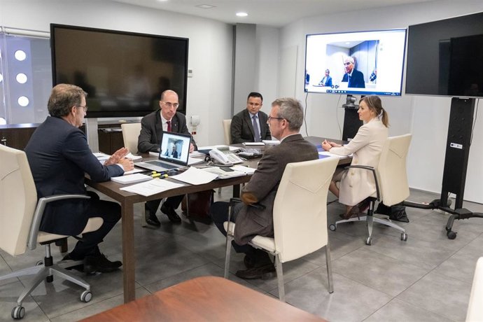 O titular do Goberno galego preside a reunión do Consello da Xunta