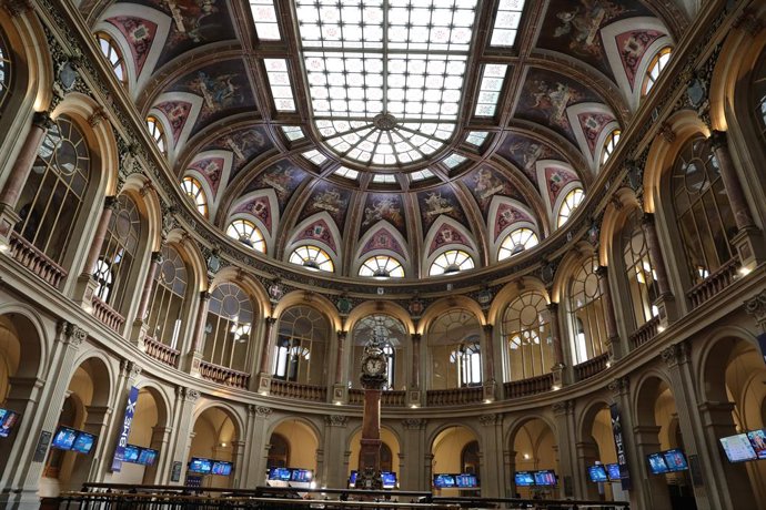 Interior del edificio de la Bolsa de Madrid 