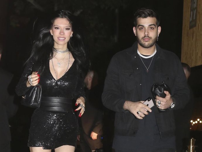 Alejandra Rubio en compañía de su novio, Álvaro Lobo en la fiesta de 'Supervivientes 2019'