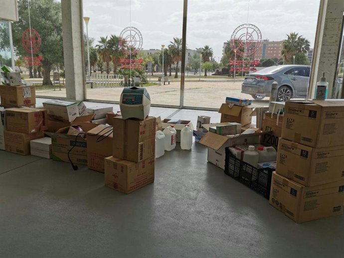 La UHU recopila material clínico para ponerlo a disposición de Salud.