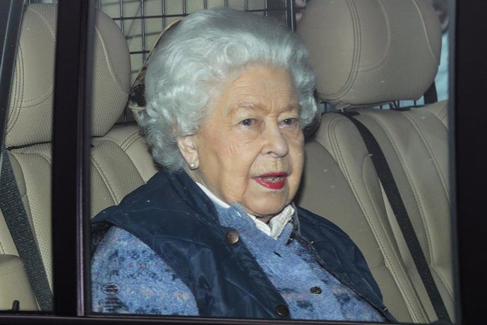Coronavirus.- Isabel II adelanta su traslado al Castillo de Windsor en plena cri