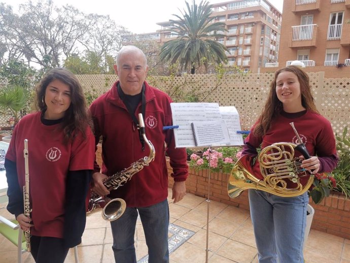 Imagen de músicos que han participado este jueves en el Festival dels Balcons impulsado desde la Comunitat Valenciana durante la crisis del coronavirus