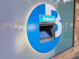 El nuevo cajero en la oficina de plaza de lOm, en Sant Cugat del Valls