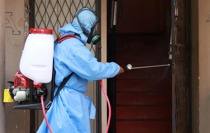 Desinfección contra el coronavirus en Colombo