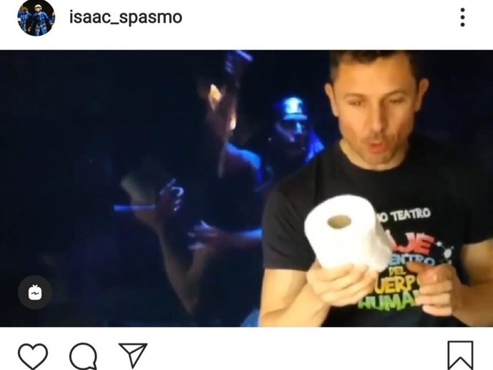 Fragmento del vídeo en el que Isaac Tapia solicita la colaboración de los seguidores de Spasmo Teatro a través de las redes.