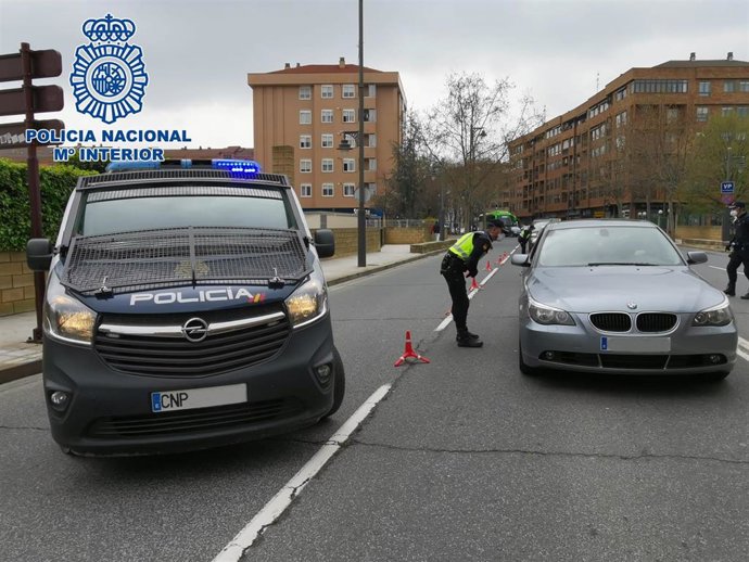 La policía vigila en Logroño el cumplimiento del Estado de Alarma