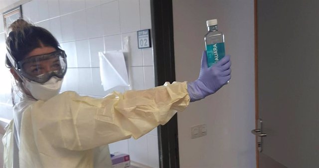 AUARA lanza una campaña de crowdfunding para donar botellas de agua a hospitales con enfermos por coronavirus