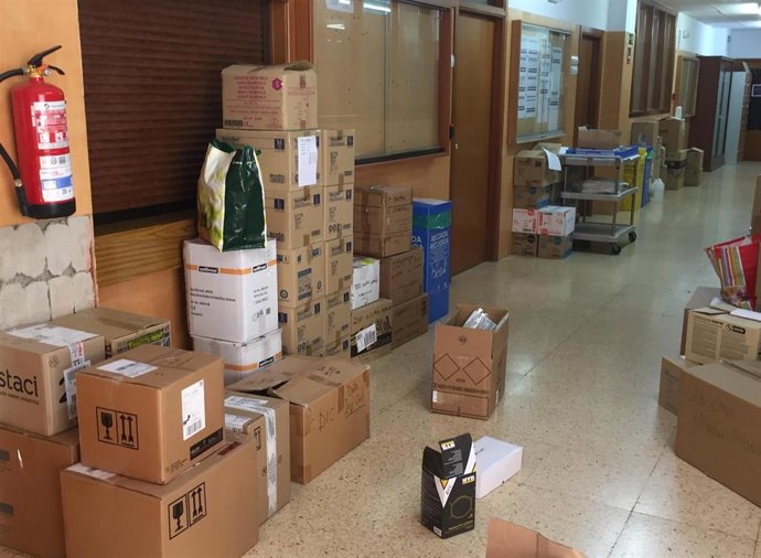 Material de la UA entregado en el Hospital General de Alicante.