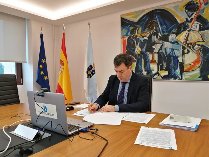 El conselleiro de Cultura e Turismo, Román Rodríguez, durante la Conferenecia Sectorial de Turismo por el coronavirus
