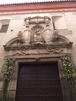 PORTADA DEL CONVENTO DE SANTA MARÍA DE JESÚS (SEVILLA)