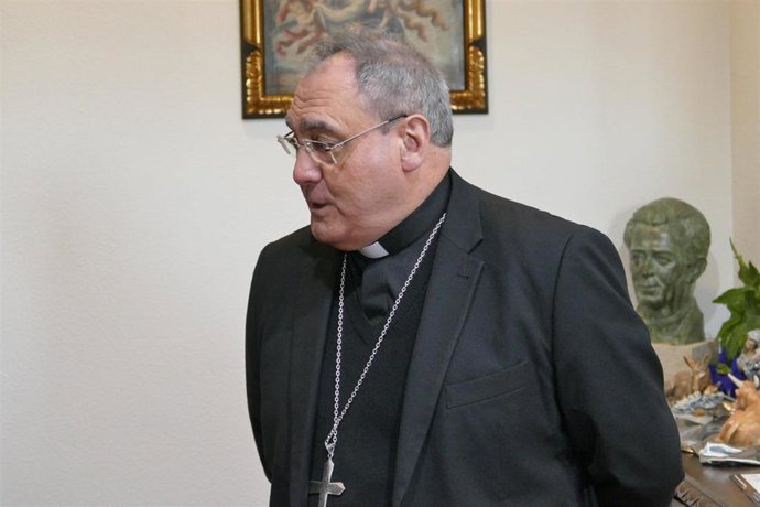 El obispo de Ávila y ex secretario general de la CEE, José María Gil Tamayo, 