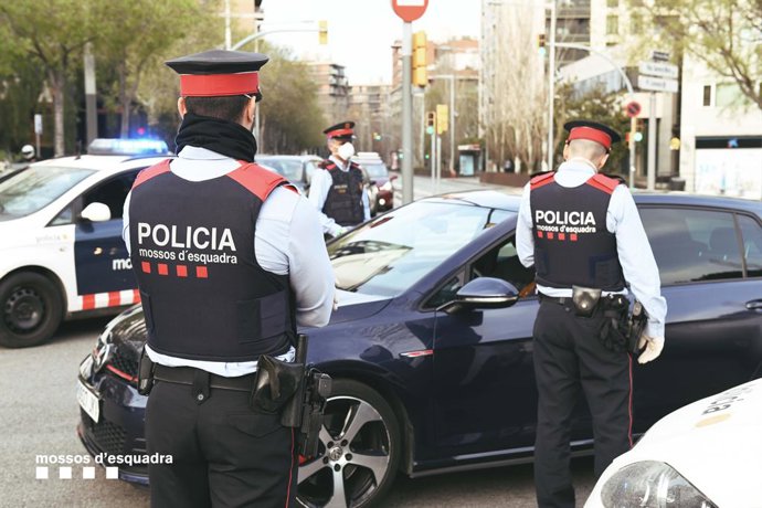Els Mossos d'Esquadra despleguen controls per evitar desplaaments a segones residncies, des d'aquest divendres 20 de mar de 2020.