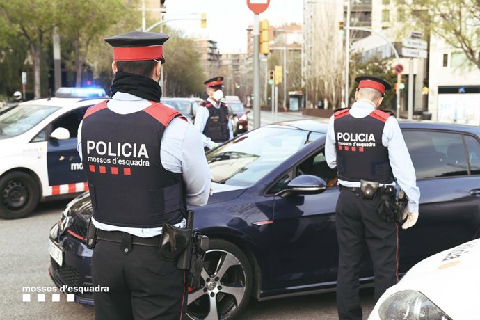 Els Mossos d'Esquadra despleguen controls per evitar desplaaments a segones residncies, des d'aquest divendres 20 de mar de 2020.