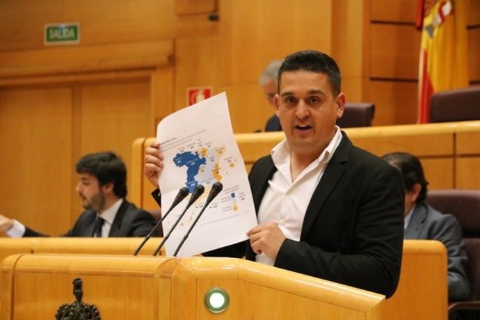 El senador de Compromís, Carles Mulet,