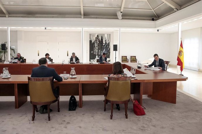 El presidente del Gobierno, Pedro Sánchez, preside el Comité de Gestión Técnica del Coronavirus en Moncloa